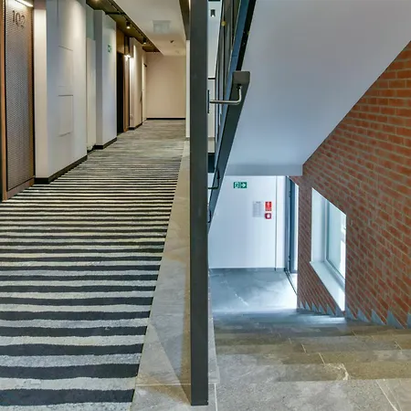 Port Luksusowe & - 2 Doroslych I 2 Dzieci Apartamento