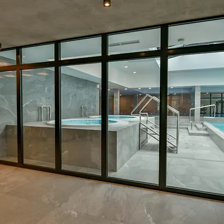 Port Luksusowe & - 2 Doroslych I 2 Dzieci Apartamento